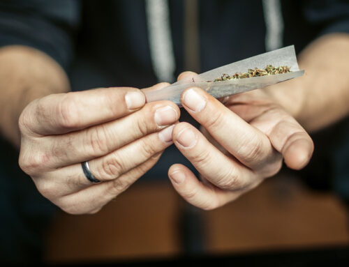How To Roll Joints That Will Impress All Your Friends